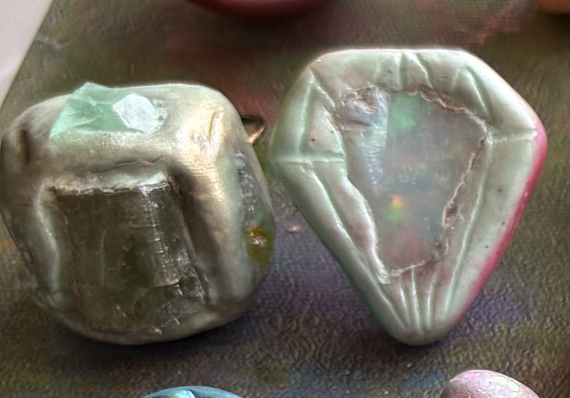 Green Apatite | Ring | Healing | Self-Love | Humanitarian - Image 9